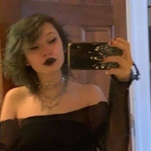 Meet your Posher, Mya